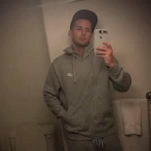 Meet your Posher, Damon